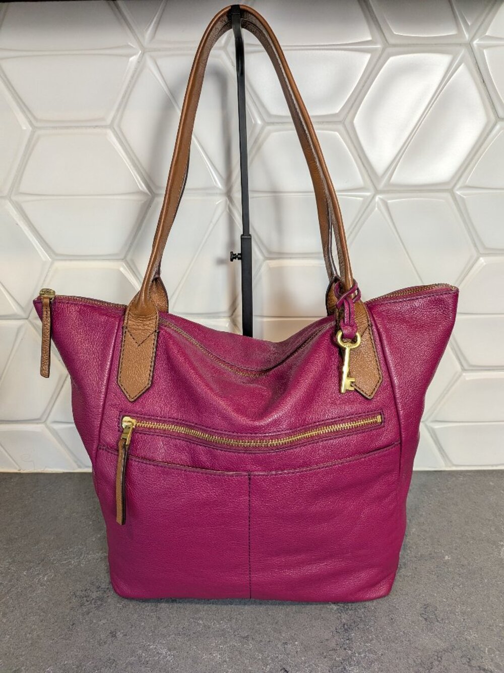 Fossil Fuitia Vintage Leather Tote Bag